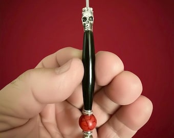 Cigar Nubber Holder Red Stone Black Bone The Pirate Skull Cigar Pick a unique gift for him or any cigar enthusiast