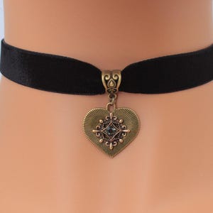 Black Velvet Choker: Vintage Bronze Heart, Victorian Rococo Necklace