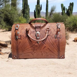 Vintage XLgrote leren dokterstas met gereedschap* Leren bagagetas* Koffer leren tas* Westerse gereedschapstas* Southwest leren tas