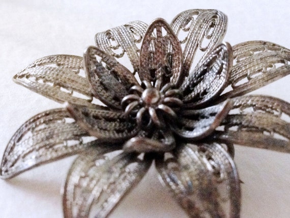 Late 19th century lotus or floral bloom brooch pi… - image 5