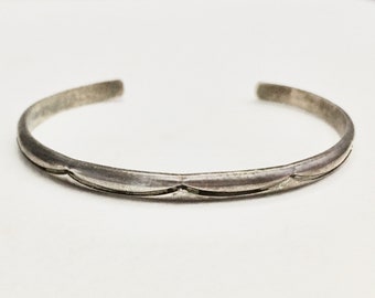 ナバホ族 ダグラス エッツィッティ 41.6g ビッグ刻印入り スターリング