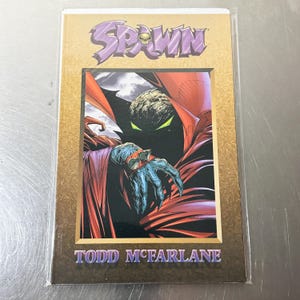 Spawn Book #3 - Image Comics, Todd McFarlane, Frank Miller, Collectible Superhero Art, Gift for Collectors, Rare Comics