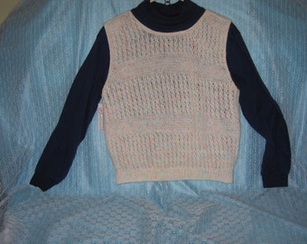 Hand Knit Ladies Varigated Two Patterned Vest Size Medium