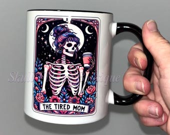 Tazza mamma scheletro, tazza mamma stanca, tazza mamma caffeina, tazza con biglietto Tera personalizzato, tazza mamma scheletro carina