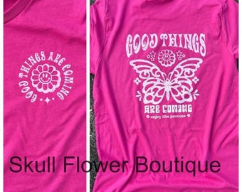 Vienen cosas buenas, camiseta de vibras positivas, sigue adelante, quédate, linda camiseta positiva