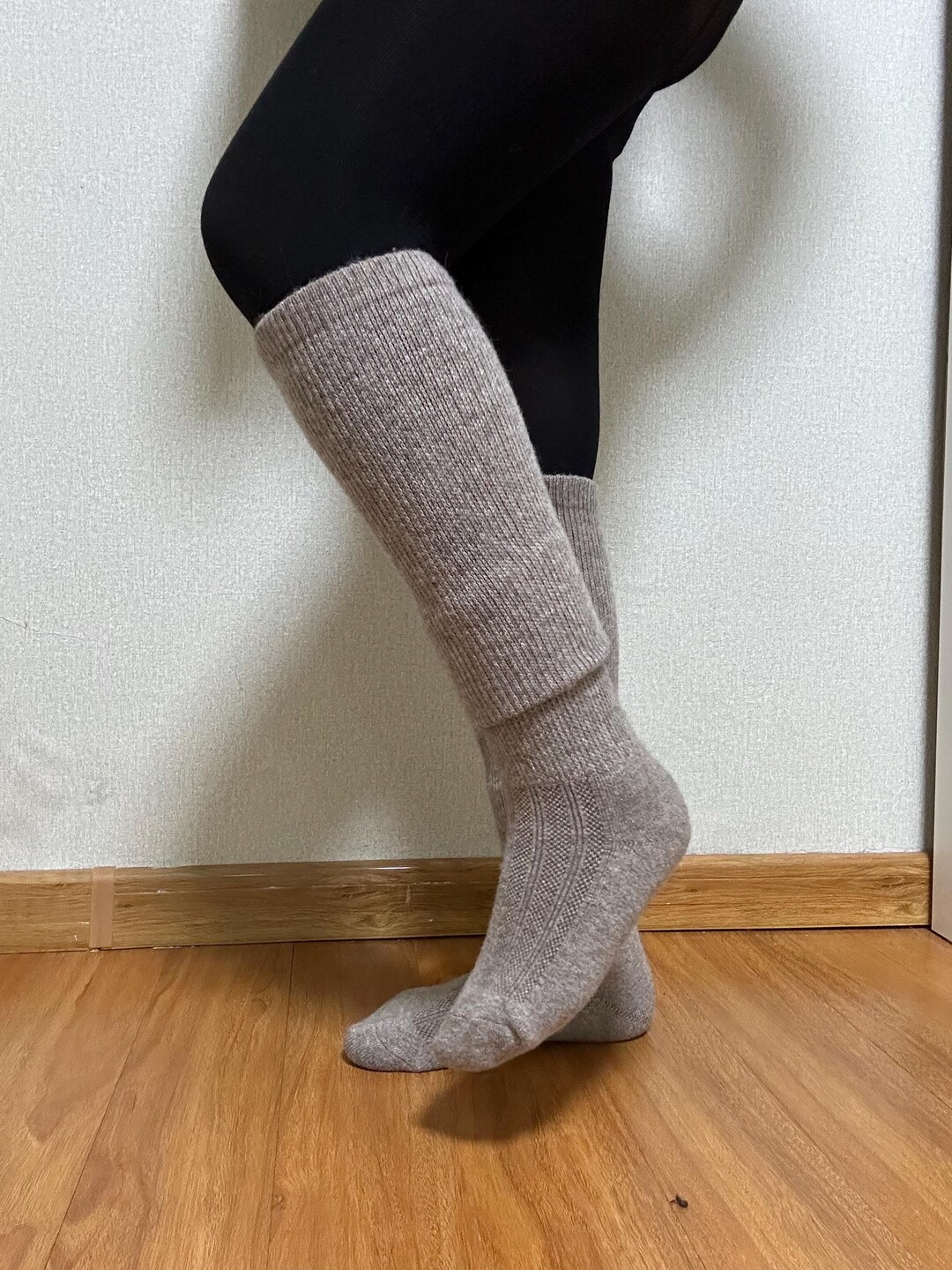 Casual Solid Color Knee High Wool Socks
