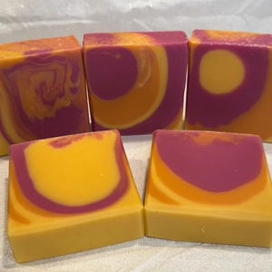 Tangerine Dream - Natürliche handgemachte Bar Seife - Orange Handwerker Seife für die Hautpflege, feuchtigkeitsspendendes Seifengeschenk
