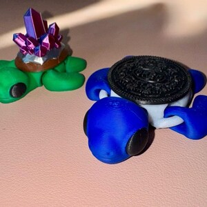 3D-utskriven artikulerad sköldpadda-fidget: Kristall- och Oreo-design