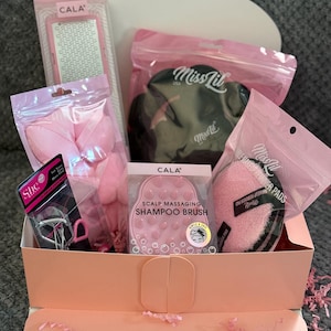 Beauty Essentials Gift Box – The Perfect Self-Care  for Mom&#39;s Day, beauty box gift Mother day