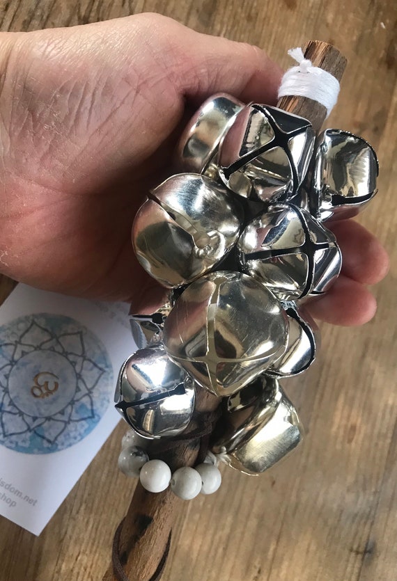 Iron Heal Hand Beads+Bell Iron Heal Hand Beads+Bell
