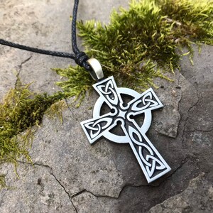 New Nordic Lights Celtic Cross Pendant Necklace Pewter Blue Crystal Viking Norse New Nordic Lights Celtic Cross Pendant Necklace Pewter Blue Crystal Viking Norse