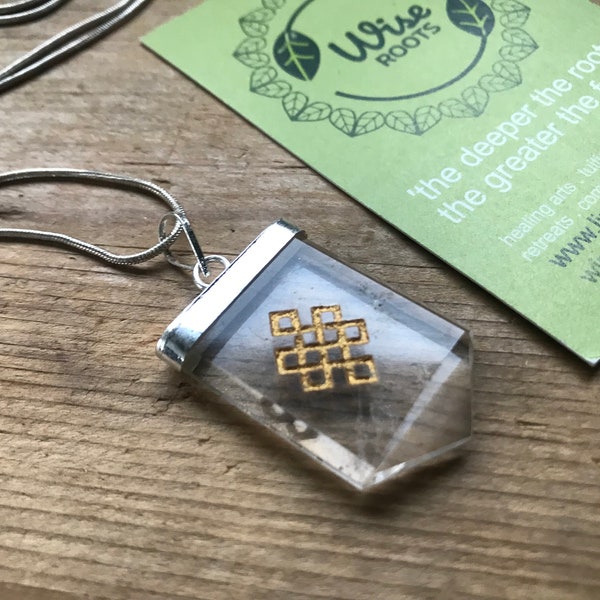 ENDLESS KNOT PENDANT clear quartz gold Point wand dowsing Healing aura protect protection talisman amulet cord vegan buddhist tao dao taichi