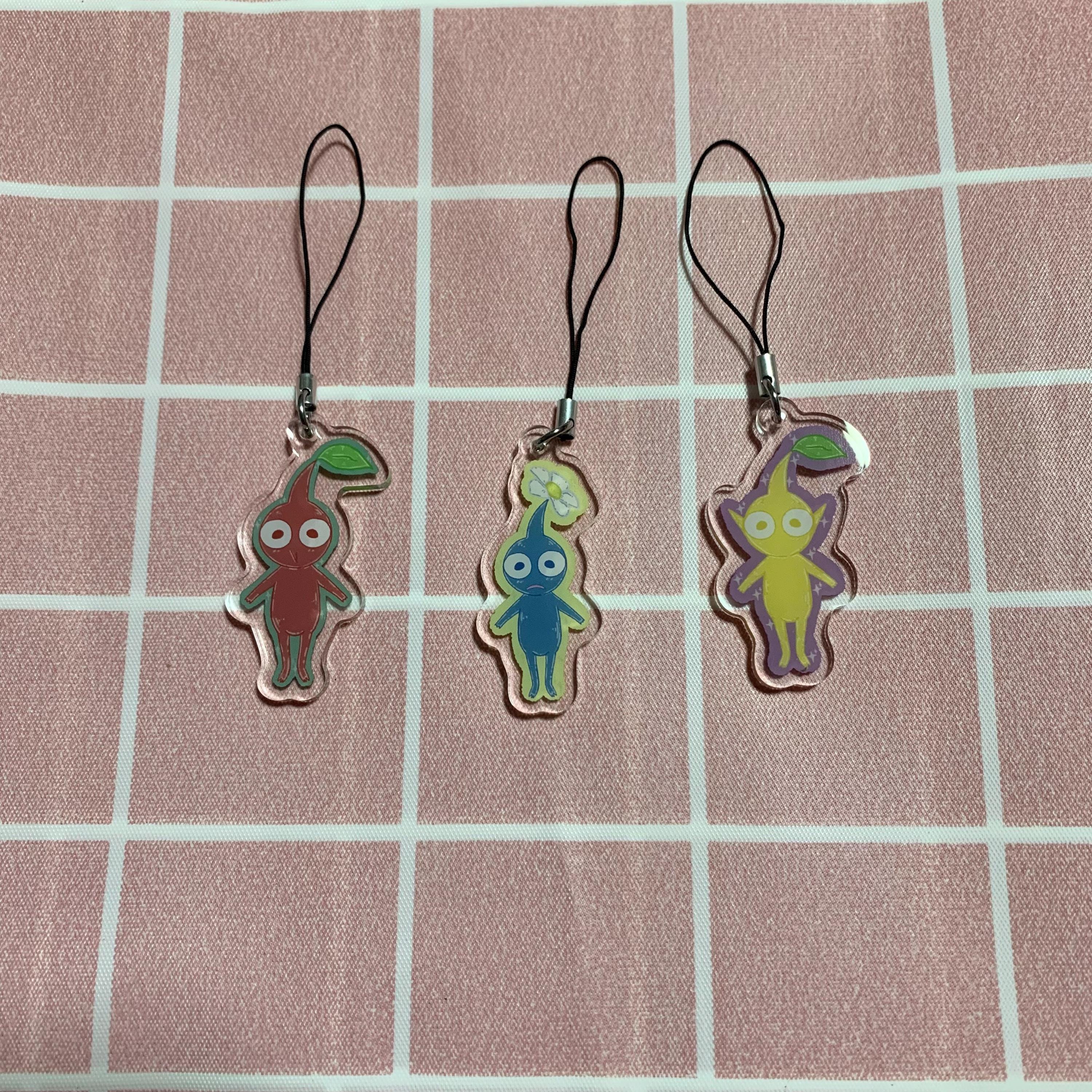 Pikmin phone charm - Etsy 日本