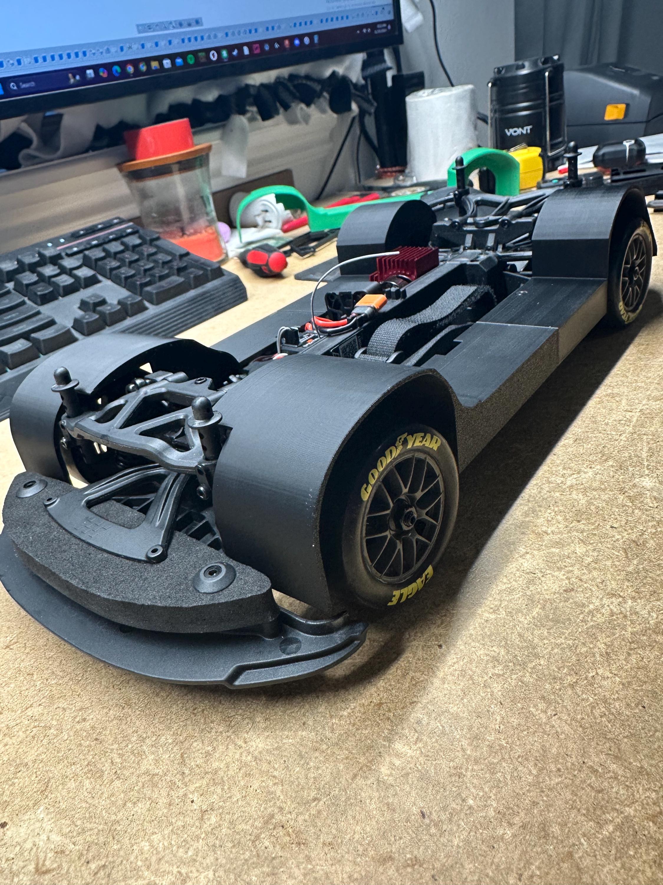 1/10マカリスタ impalaSS NASCARボディ➕スポンサーデカール2枚 1/10マカリスタ impalaSS NASCARボディ➕スポンサーデカール2枚