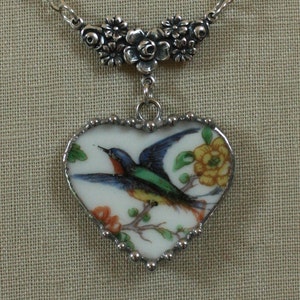 Broken China Jewelry Theodore Haviland Limoges Bird,  Hummingbird in Flight Heart, Pendant Necklace