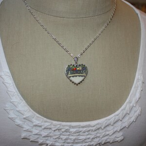Broken China Jewelry Lenox Autumn Fruit Basket Broken China Jewelry Heart Pendant Necklace 画像 2