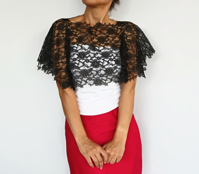 plus size lace cropped top
