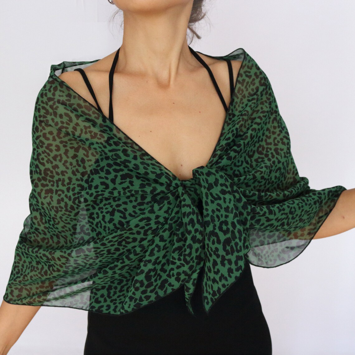 shawl for emerald green dress