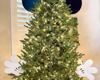 Christmas Tree Mouse Hands, Disney Inspired Christmas, Disney Christmas Tree Decorations, Mickey Inspired Christmas Tree