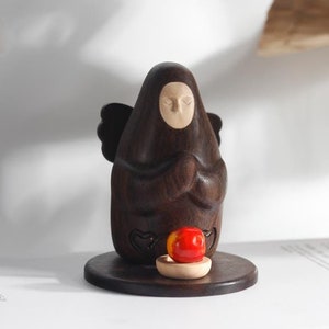 Wooden Goddess Hylia Figurine, Legend of Zelda, Tears of the Kingdom, Breath of the Wild, Gift for Gamers, Game Room Decor