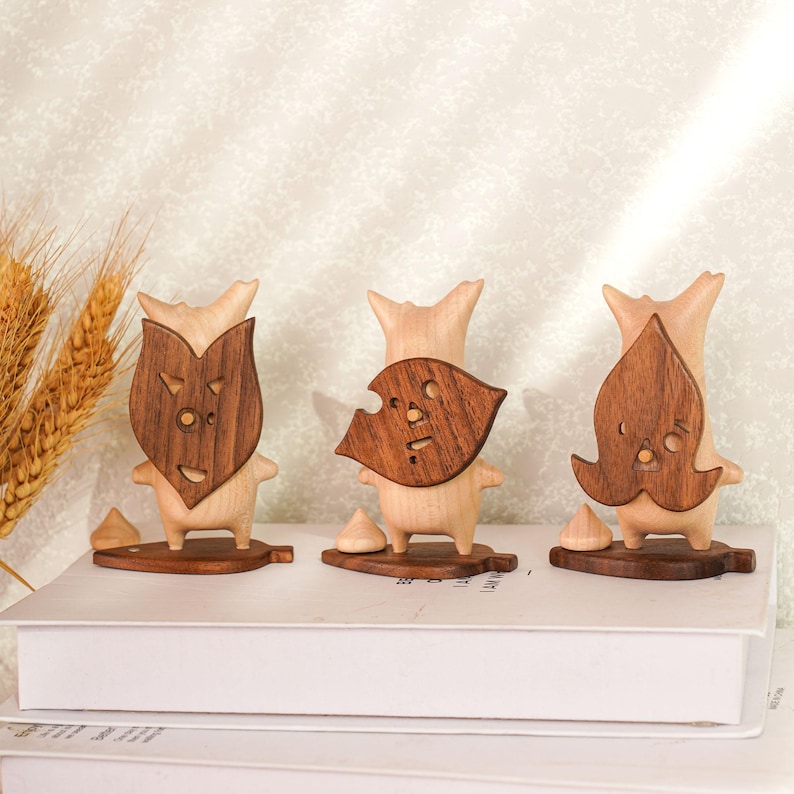 Wooden Korok Set of 3 with Magnetic Masks - Yahaha Forest Spirit Figure, Zelda Tears of the Kingdom Fan Gift, Breath of the Wild Desk Decor C Set of 3