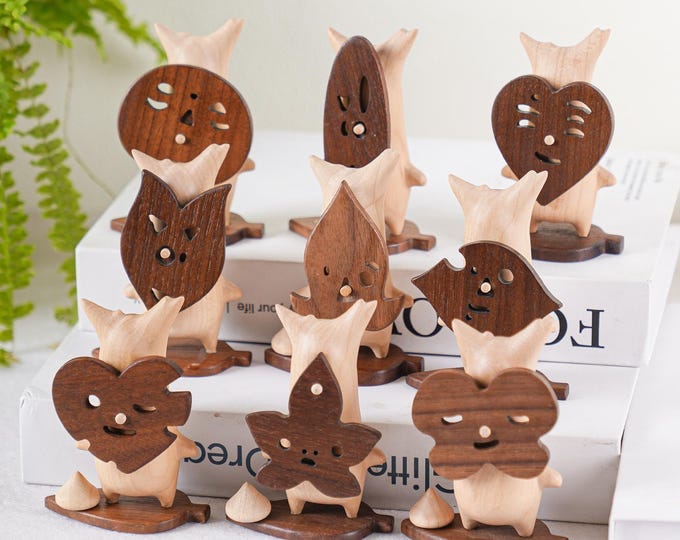 Wooden Korok Set of 3 with Magnetic Masks - Yahaha Forest Spirit Figure, Zelda Tears of the Kingdom Fan Gift, Breath of the Wild Desk Decor