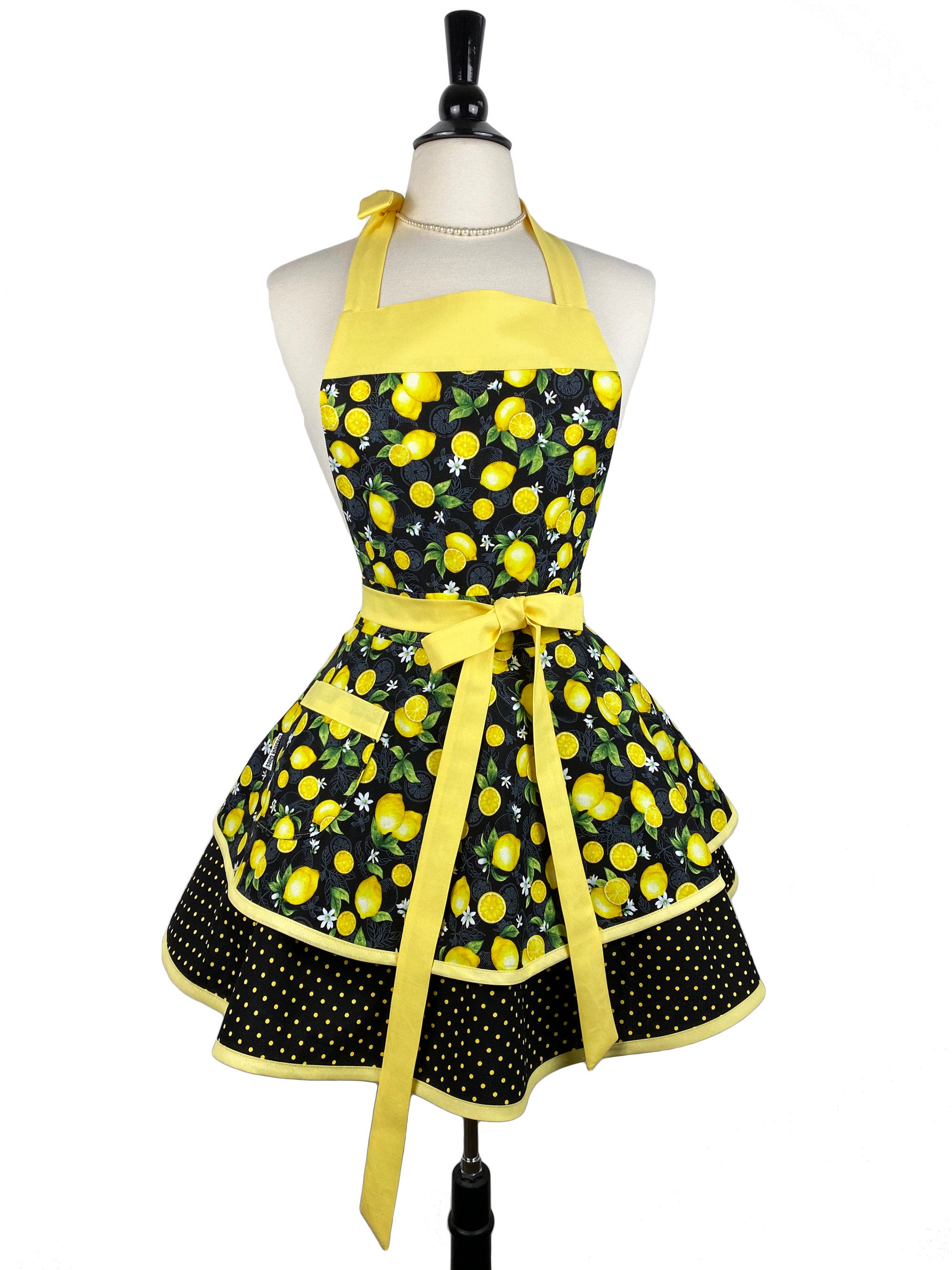cute womens aprons