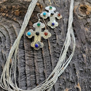 Vintage Gorgeous 15 Strand Liquid Silver Running Bear Necklace
