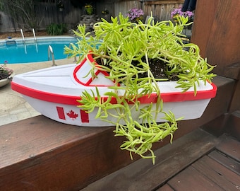 Canada Day Boat Planter - Canada Day Dock Decor - Canada Day Cottage Decor - Canada Day Celebration Piece