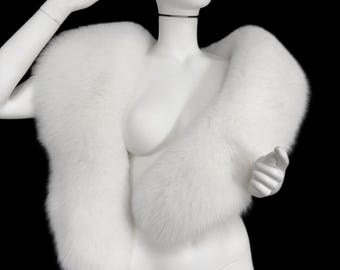Luxurious Arctic Fox Fur Stole: White Saga Fur Collar, 70" Length