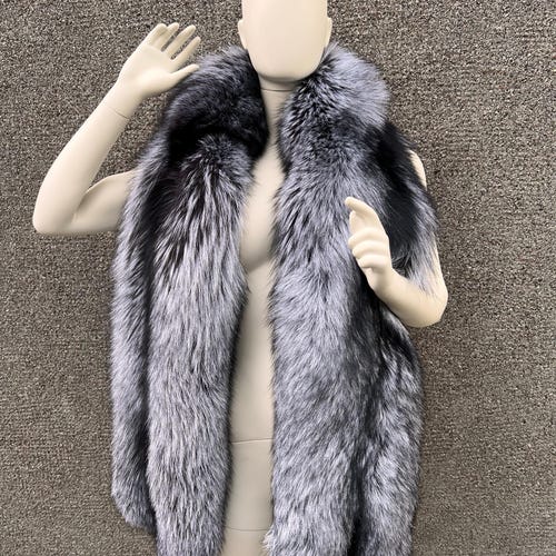 Black fox fur beanie hat scarf set glam jetset lux Knit Fox Fur Beanie Hat and Scarf Set main image 4