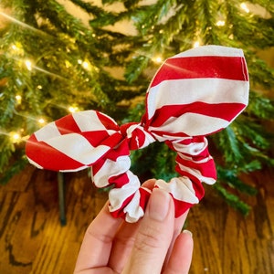 Candy Cane Christmas Scrunchie