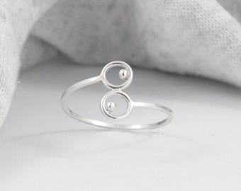 Minimalist silver ring, circle ring, modern ring, bohemian ring, women's ring, gift for women, customizable ring.