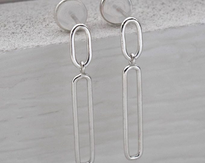 Stylish chain earrings, silver jewelry, minimalist earrings, fine jewelry, modern earrings, bohemian.