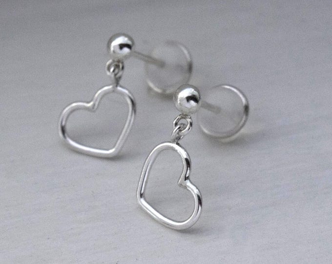 Silver Dormilona Earrings with Hanging Heart – Minimalist and Delicate Jewelry, Silver Accessories, Fine Jewelry, Women's Earrings.