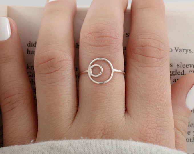 Minimalist silver ring, circle ring, women's ring, bohemian ring, modern ring, silver rings, gift for women.