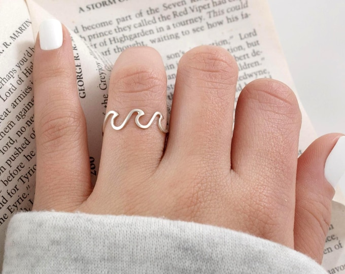 Minimalist silver ring, 925 silver wave ring, sea ring, beach ring.