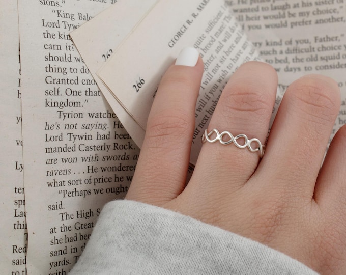 Minimalist silver ring, silver infinity ring, women's ring, bohemian ring, modern ring, princess ring, love ring