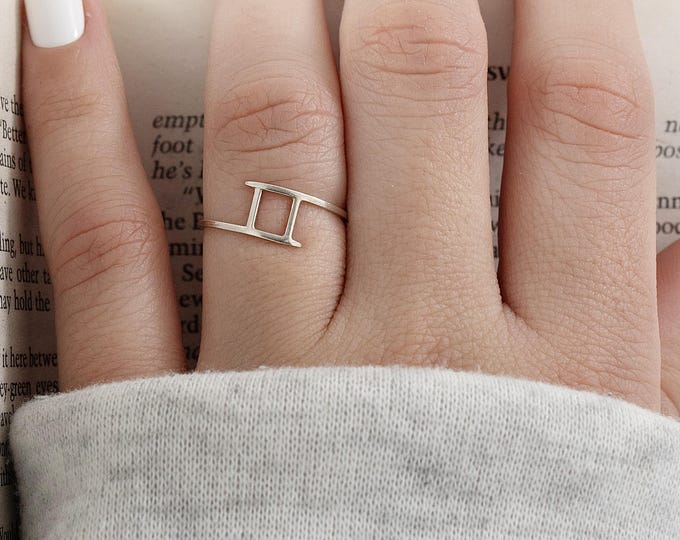 Anillo de cuadrado moderno en plata 925