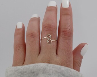 Minimalist silver ring, circle ring, modern ring, bohemian ring, women's ring, gift for women, customizable ring.
