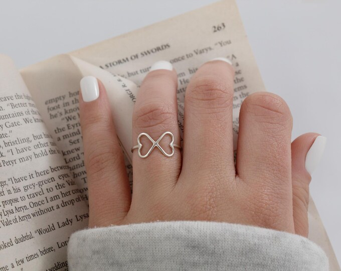 Heart shaped ring in the shape of a bow or infinity, Silver ring, women's ring, bohemian ring, princess ring, love ring.