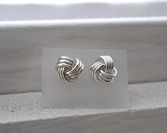 925 Silver Knot Stud Earrings – Minimalist Jewelry with Meaning