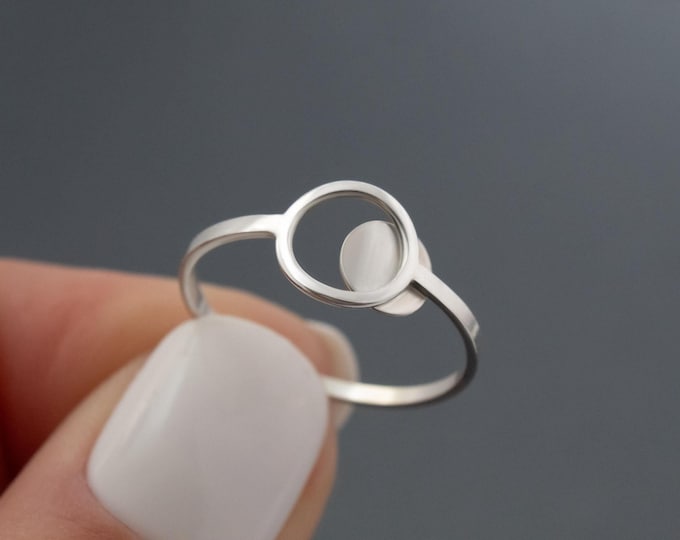 Minimalist Geometric Sterling Silver Open Circle Ring – 925 Silver Band, Hypoallergenic Dainty Gift for Her
