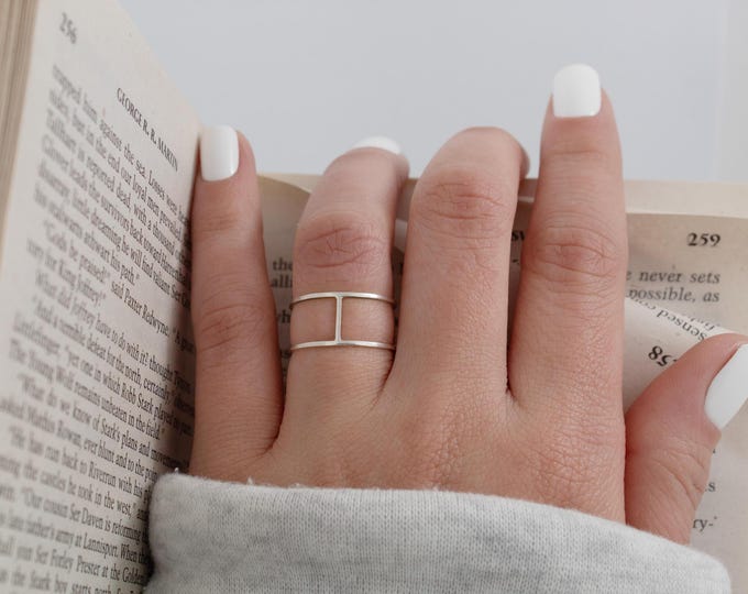 Double hoop ring, minimalist ring, silver ring, women's ring, modern ring, gift for women, bohemian ring.