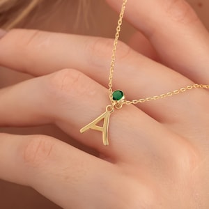 Colar inicial com pedra de nascimento, pingente inicial de prata, pingente de letra personalizado, joias iniciais delicadas, presente para mulheres, presente de aniversário para a mãe