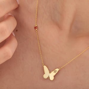 Colar de borboleta com letra personalizada de prata com pedra de nascimento, colar de borboleta delicado banhado a ouro 14K, joias para mulheres, presente de aniversário