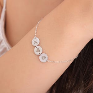 Pulsera de disco de corazón personalizada en plata 925, joyería con inicial personalizada bañada en oro, regalo delicado para ella, pulsera familiar, regalo de San Valentín