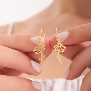 Dangling Birth Flower Earrings, Personalized Silver Birth Flower Earring, Custom Dangling Earrings, Elegant Gold Flower Earrings