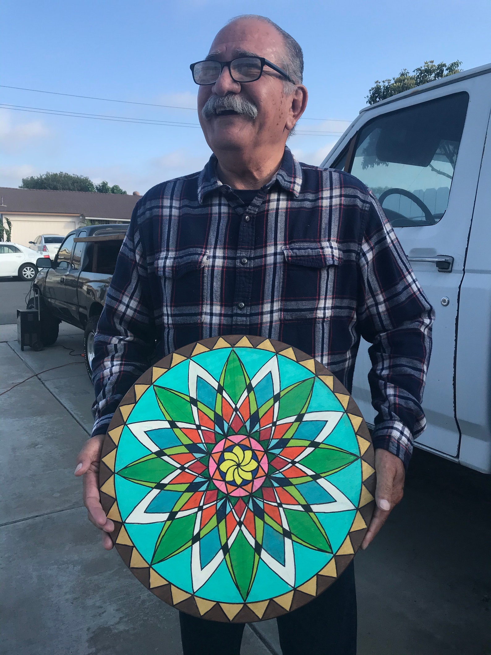 Hand bemalt faul Susan Holz Runde | Etsy