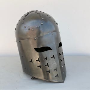 Templar Crusader Spangen Helmet-Knight Helmet-Medieval Helmet- Great Helmet-Cosplay Costume Larp Reenactment Great Helmet